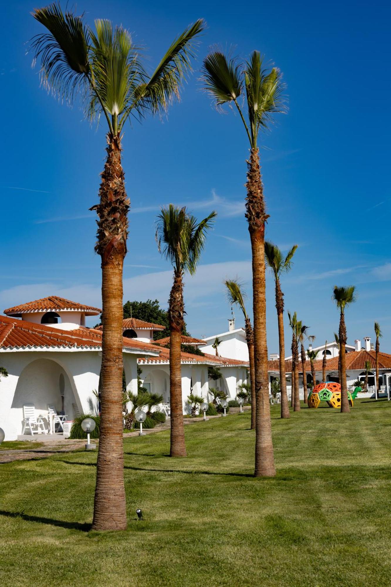 Cala Nostra Resort Marotta Luaran gambar